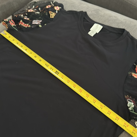 Joie NWT Black Embroidered Floral Mesh Sleeve Top Plus Size 1X or 3X - Picture 10 of 11